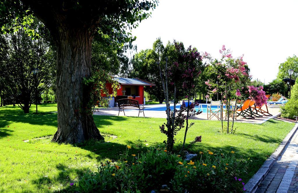 Bed and Breakfast Isola Di Wight San Michele al Tagliamento Esterno foto